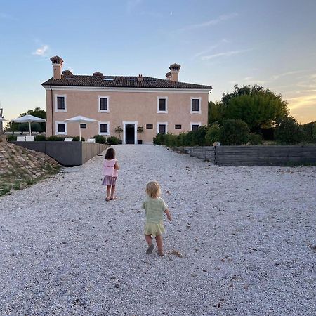 Loft In A Beautiful Villa With Swimming Pool Monsano Eksteriør billede